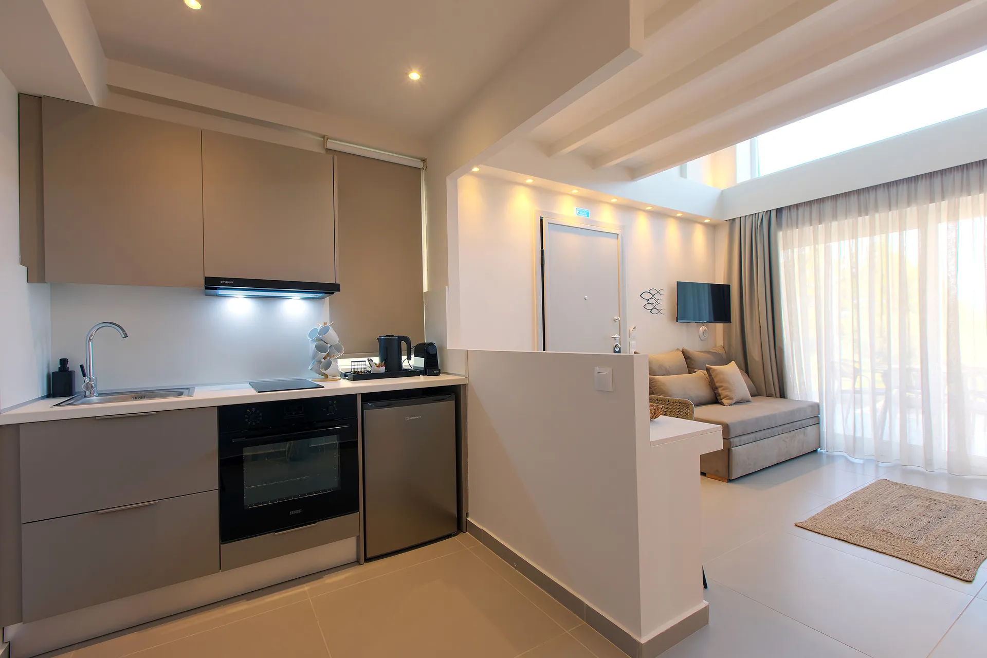 Kaela Pool Villas-Upper Loft Villa with Private Pool kuhinja